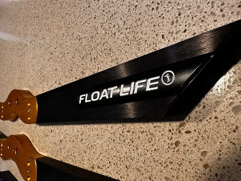 floatlife badging on varials