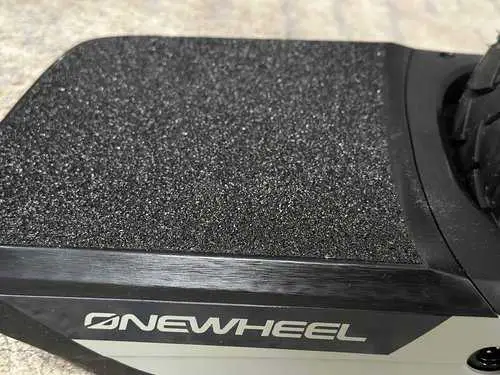 concave footpad that comes standard with the Onewheel GT
